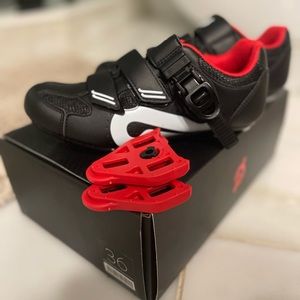 NWT Peloton Size 36 EU / 5 US Shoes